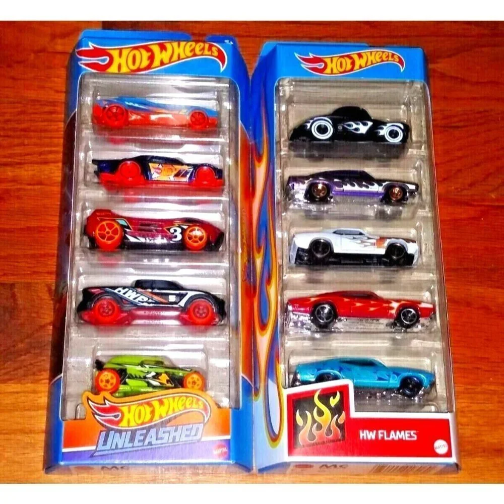 LOT OF 2  Hot Wheels 2022 UNLEASHED & 2021 HW Flames 5 Pack Gift Set MINT NEW